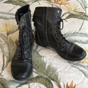 Guess Combat Boots
